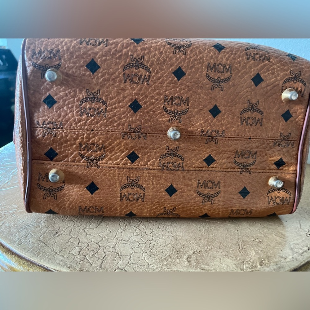 MCM Boston Bag with D Rings - Picture 10 of 10